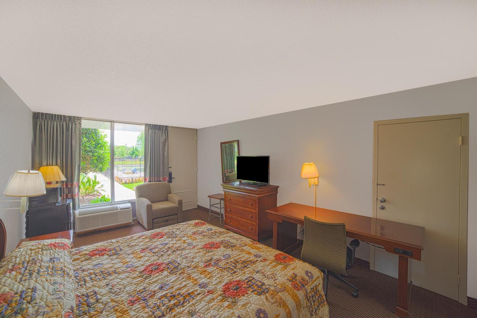 Masters Inn Selma Smithfield I-95 By Oyo المظهر الخارجي الصورة