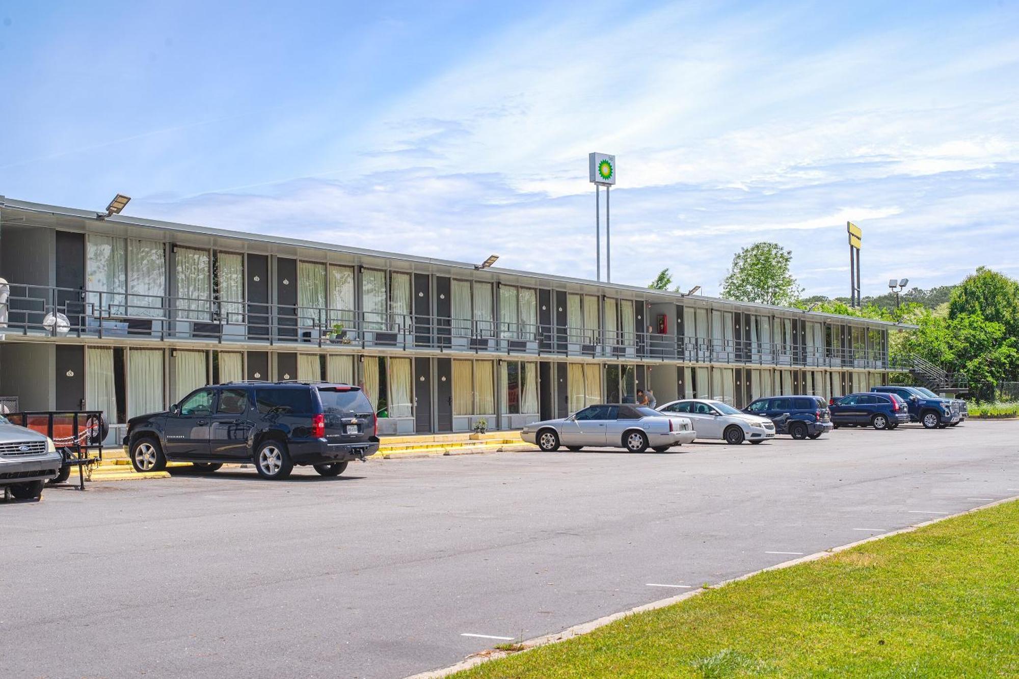 Masters Inn Selma Smithfield I-95 By Oyo المظهر الخارجي الصورة