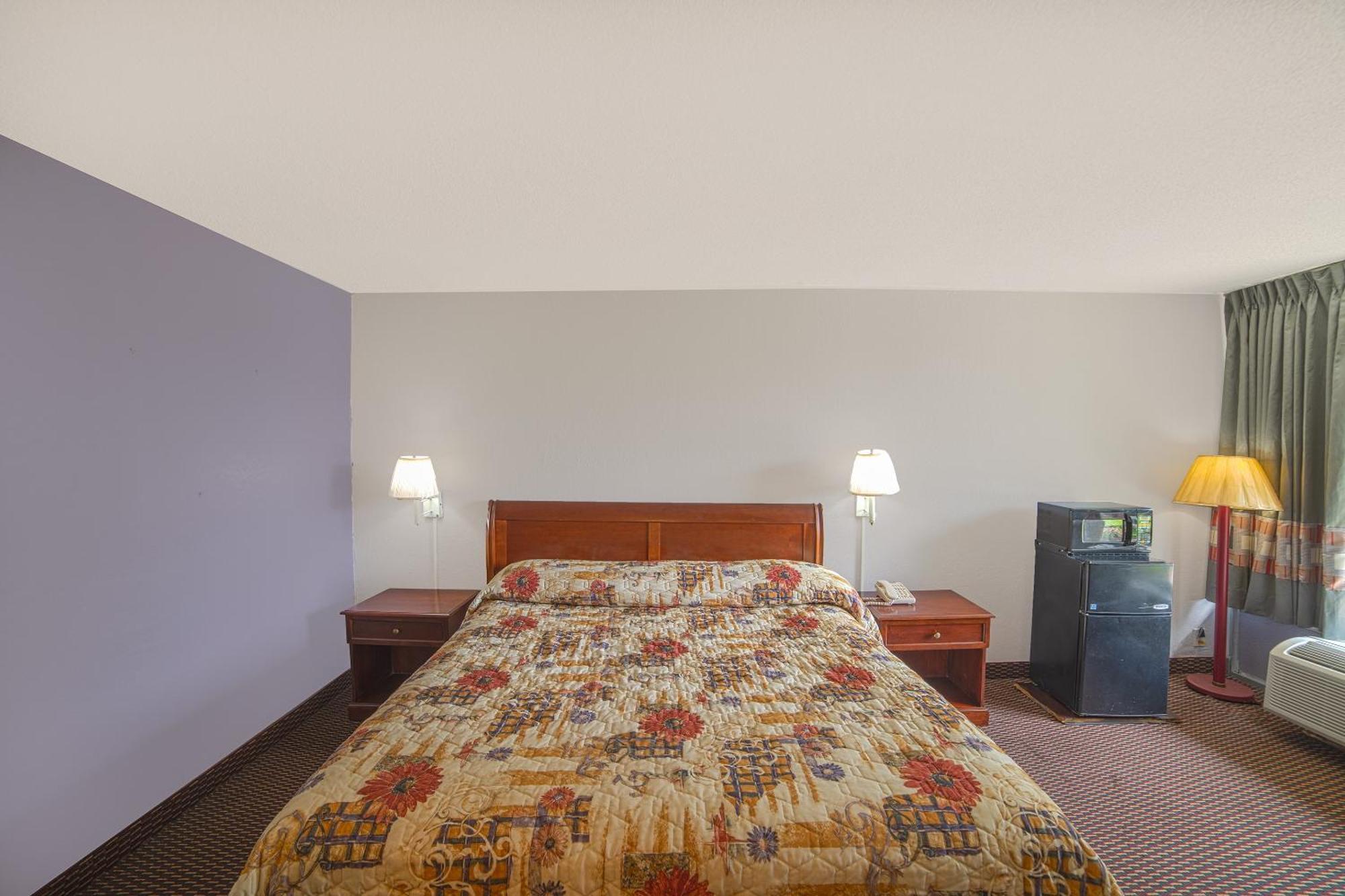 Masters Inn Selma Smithfield I-95 By Oyo المظهر الخارجي الصورة