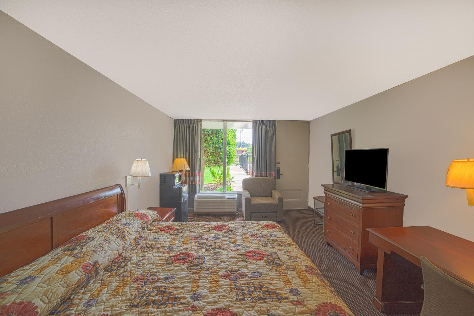 Masters Inn Selma Smithfield I-95 By Oyo المظهر الخارجي الصورة
