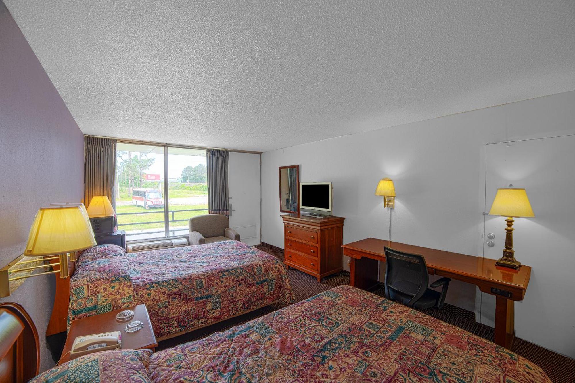 Masters Inn Selma Smithfield I-95 By Oyo المظهر الخارجي الصورة