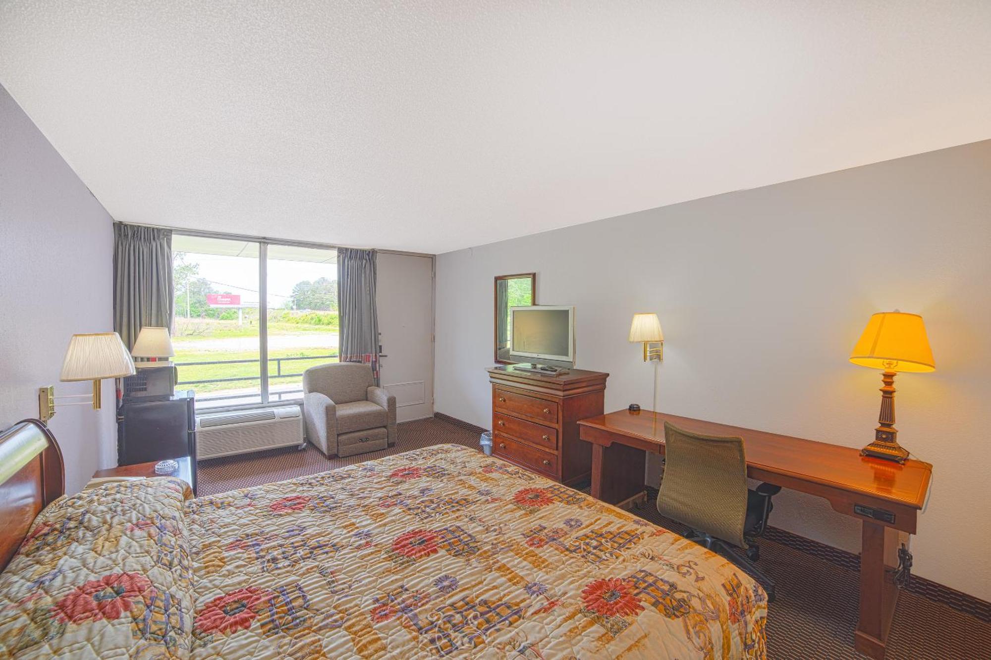 Masters Inn Selma Smithfield I-95 By Oyo المظهر الخارجي الصورة